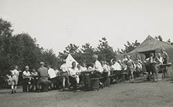 Ferienlager in Hünxe 1932 - Mittagessen