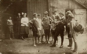B.K.-Wanderfahrten durch die Haardt (Pfälzerwald) Musizierende Gruppe, 20.08.1920
